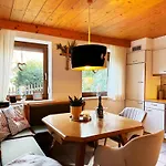 Alpines Wohlfühl-apartment Oplus * Oberstaufen