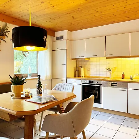شقة Alpines Wohlfuehl-apartment Oplus اوبرستوفن